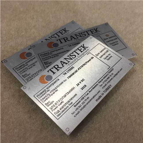 Ostim Etiket, Ostim'deki üretim tesislerinde en son teknolojiyi kullanarak yüksek kaliteli etiketler üretir. Müşterilerimize özelleştirilmiş ve rekabetçi fiyatlarla çözümler sunarak işlerini kolaylaştırır.
